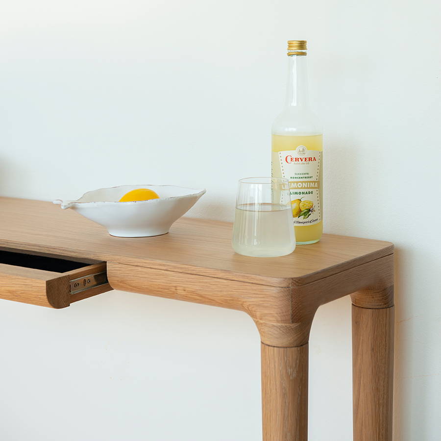 Console Tables – UMAGE US
