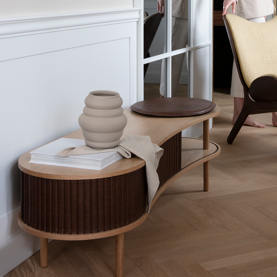 Audacioustvbench_oak_hazelnut_